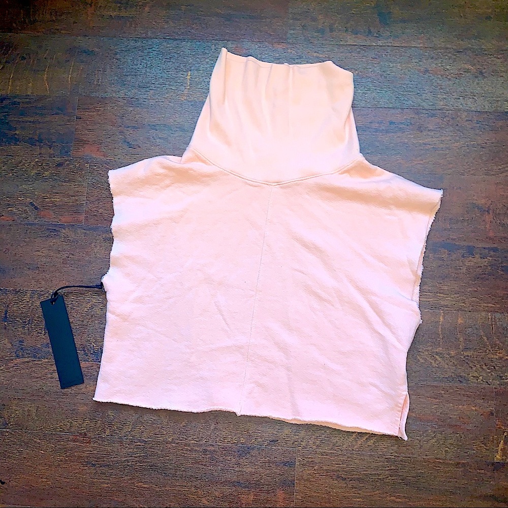 NWT Daniel Patrick crop tank